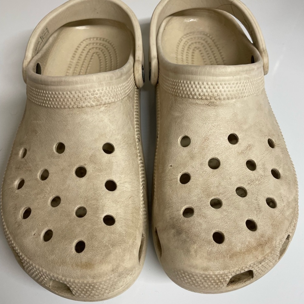 Adult beige Clogs